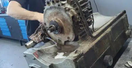 yağlı vakum pompası teknik servis